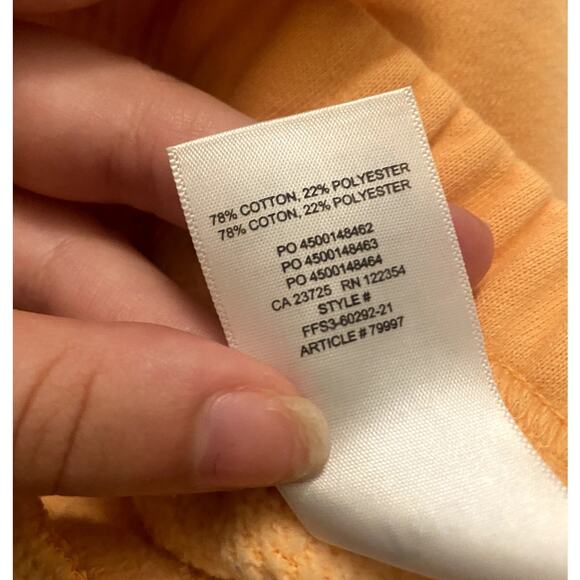 Aritzia TNA Cozy Fleece Perfect High Rise Sweatshorts in Peach size XXS - Picture 8 of 8